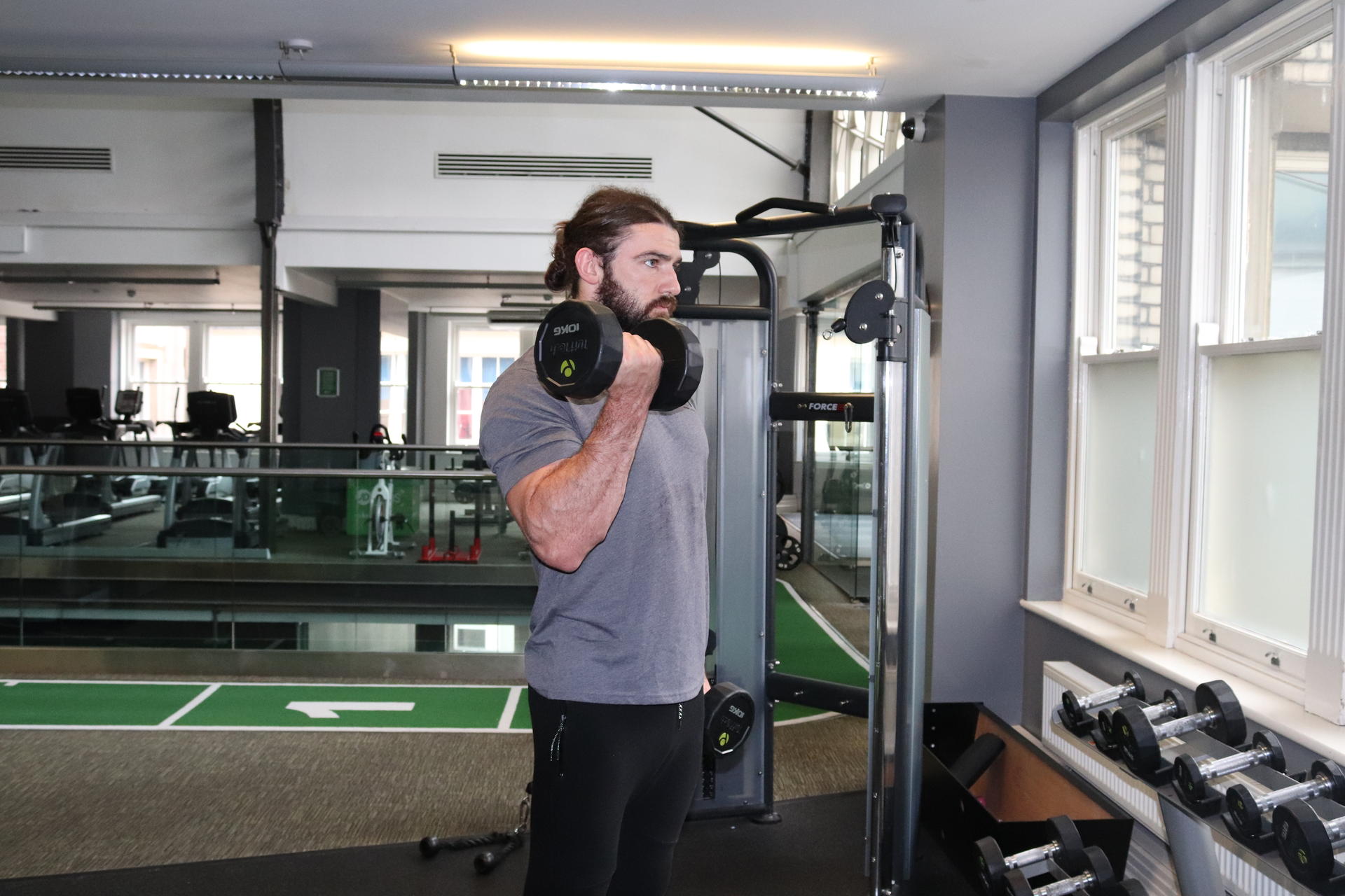 How to incline hammer curl image